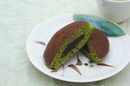 抹茶どら焼き 抹茶どら焼き 抹茶どら焼き,どら焼き,和菓子の写真素材