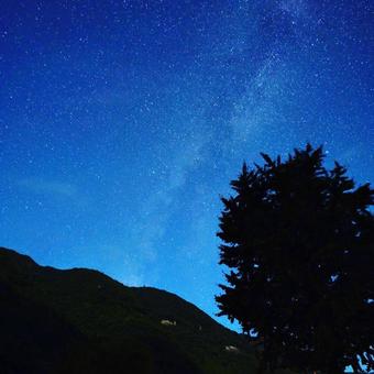 満天の星と天の川 満天の星と天の川の写真