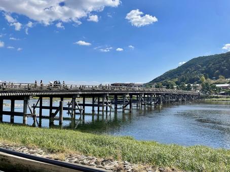 京都の渡月橋と桂川（大堰川） 渡月橋,桂川,大堰川の写真素材