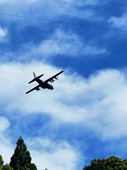 飛行機 飛行機 空,晴れ,飛行機の写真素材