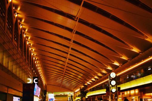 羽田空港屋内天井 羽田空港屋内天井 羽田空港,ロビー,天井の写真素材