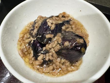 揚げナスのそぼろあんかけ 揚げナスのそぼろあんかけ 揚げナスのそぼろあんかけ,なす,茄子の写真素材