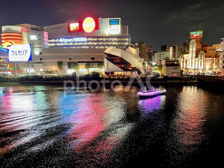 夜景 夜景,イルミネーション,ネオンの写真素材