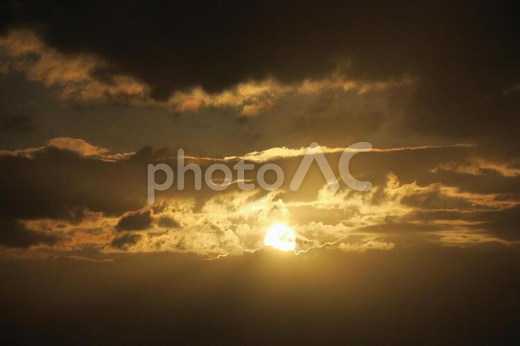 瀬戸の夕日 日暮れ,太陽,暁の写真素材