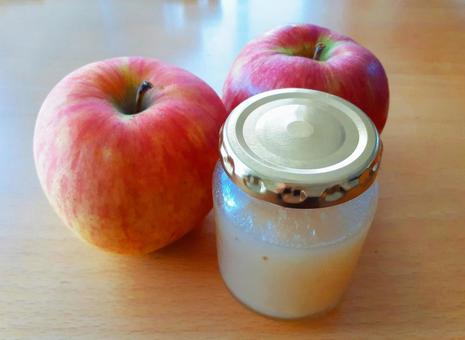 リンゴと手作りジャム リンゴジャム,ジャム,りんごの写真素材