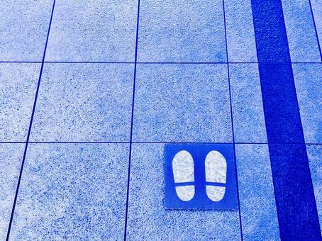 足跡マーク　青の写真