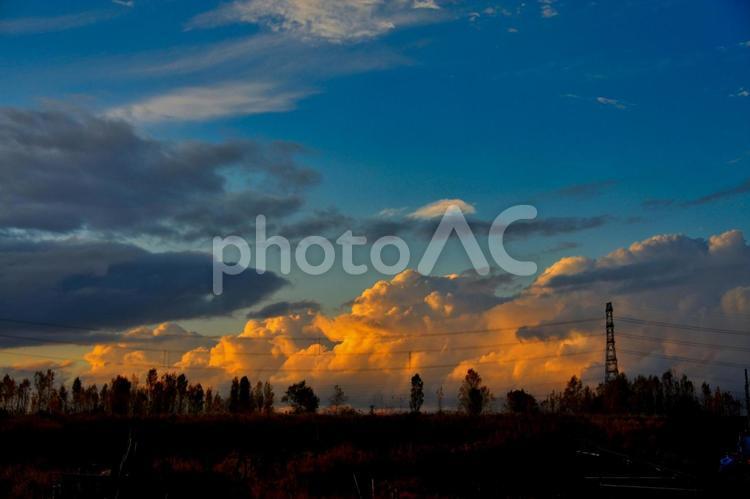 夕暮れ 夕暮れ,夕方,夕景の写真素材