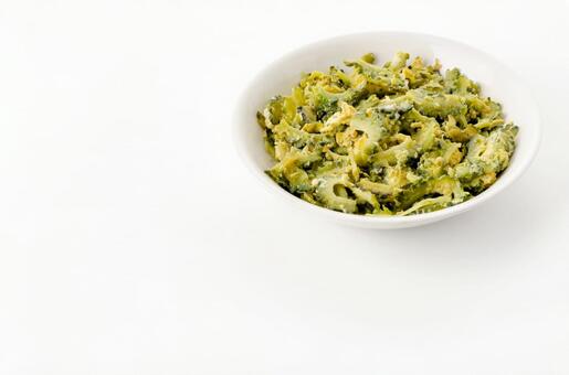 卵とゴーヤのシンプルゴーヤーチャンプルー ゴーヤーチャンプルー,たまごとゴーヤーの炒め物,苦瓜の写真素材