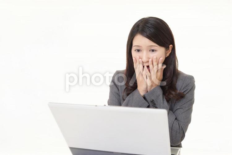 失敗するビジネスウーマン ビジネス,仕事,女性の写真素材