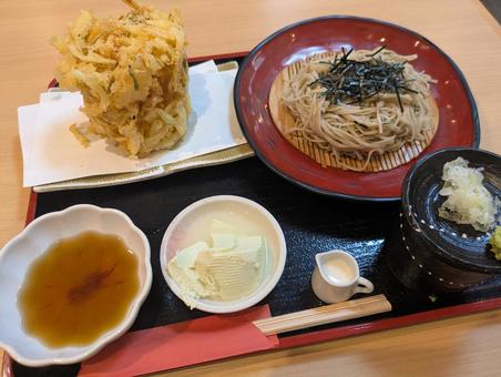 おいしいそば おいしいそば そば,昼食,ランチの写真素材