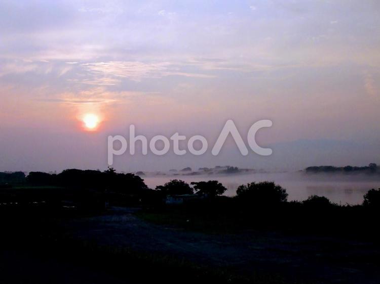 夕暮れ 夕暮れ,夕焼け,夕映えの写真素材