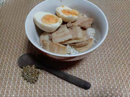 ルーローハン ルーローハンの写真