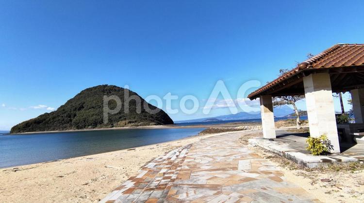 冬の樋合海水浴場1 海,島,絶景の写真素材