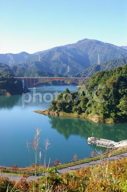 湖のイメージ＜神奈川県・宮ケ瀬湖＞ 湖,自然,湖面の写真素材