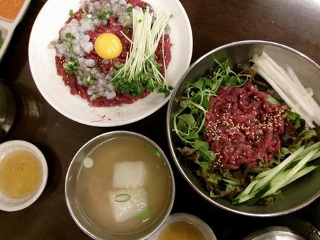 ユッケ ユッケ 韓国,料理,伝統料理の写真素材