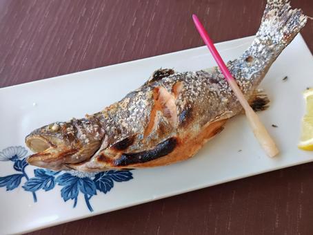 ニジマスの塩焼き ニジマス,焼き魚,川魚の写真素材