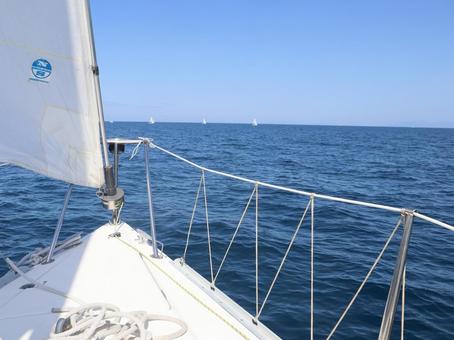 ヨットでクルージング ヨットでクルージング 北海道,小樽,海の写真素材