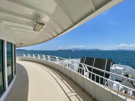 クルーズ線からの景色（瀬戸内海） クルーズ船,港,海の写真素材