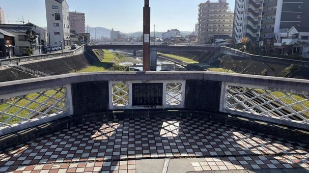 朝の三田駅周辺4 兵庫県,三田市,駅前の写真素材