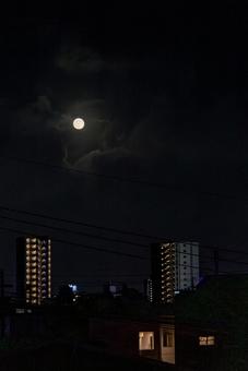 バックムーン バックムーン バックムーン,雄鹿月,夜空の写真素材