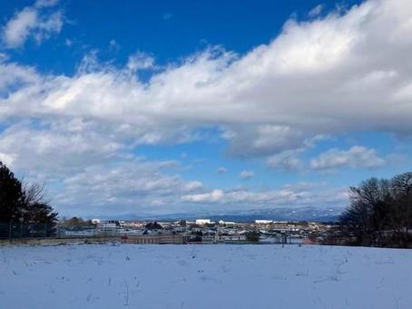 雪と青空と雲 雪と青空と雲の写真