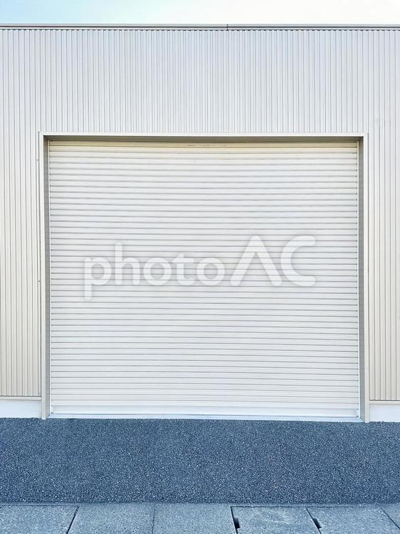 シャッター　店舗　ガレージ 貸し倉庫,シャッター,閉まったシャッターの写真素材