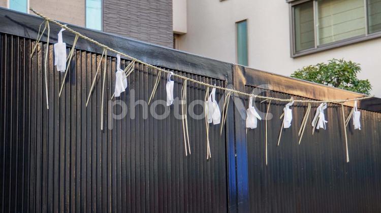 家の門に付けられた正月飾り 正月飾り,正月,門の写真素材