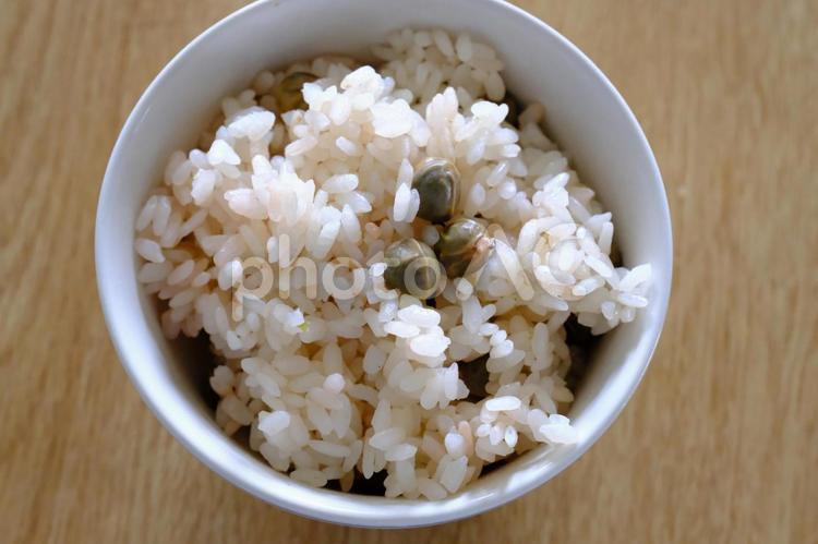 ツタンカーメンのえんどう豆の御飯 ツタンカーメンのえんどう豆,えんどう豆,植物の写真素材