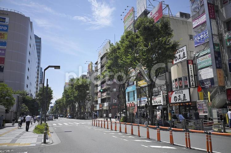 錦糸町北口.北斎通り 錦糸町北口,北斎通り,道路の写真素材
