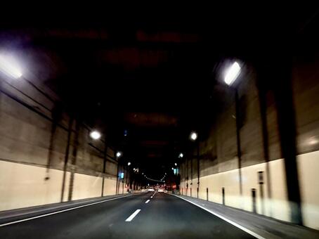トンネルの中 02 トンネル,道路,道の写真素材