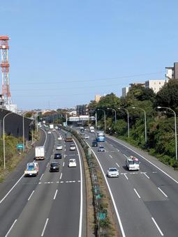 立冬の日の東名横浜青葉IC付近の俯瞰写真 東名高速道路,鶴蒔橋,横浜青葉インターチェンジの写真素材