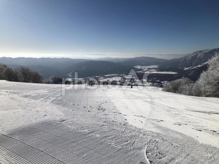 スキー場　ゲレンデ風景　白馬村 スキー場,ゲレンデ,白馬岩岳スノーフィールドの写真素材