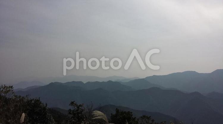 重なる山々の風景 山,風景,自然の写真素材