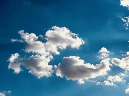 青空と白い雲 空,自然,晴れの写真素材
