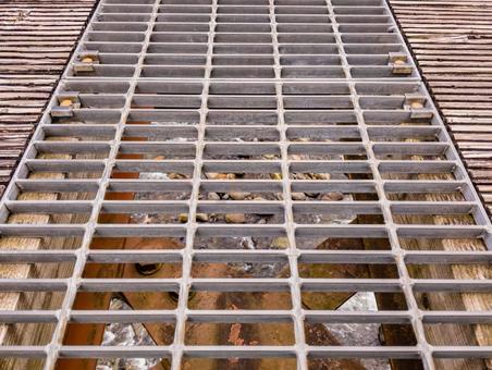 吊り橋の下 吊り橋,塩原温泉,足元の写真素材