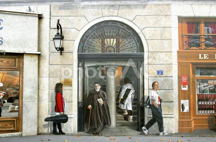 フランス　リヨン　壁画のある建物 フランス,リヨン,壁画のある建物の写真素材
