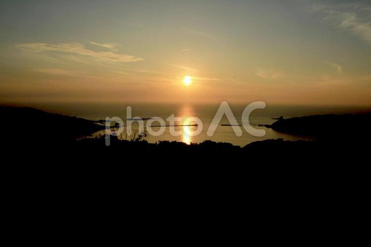 男鹿半島の夕日 男鹿半島,夕陽,夕日の写真素材