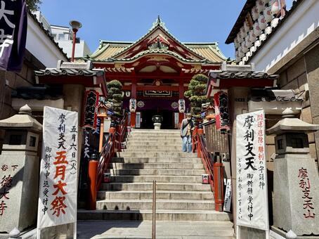 5月の上野　下谷摩利支天徳大寺 ゴールデンウィーク,陽気,春の写真素材