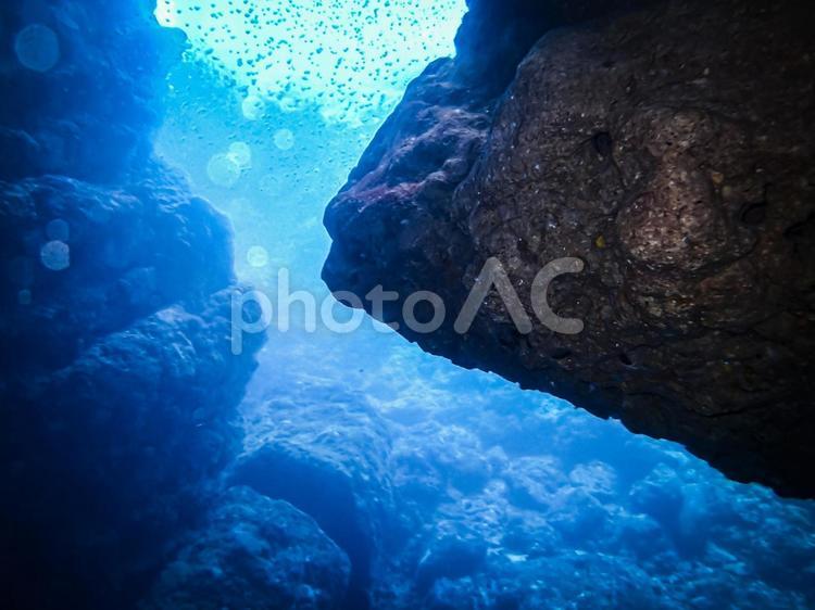 沖縄の青の洞窟 青の洞窟,水中,海中の写真素材