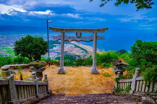 天空の鳥居 天空の鳥居 高屋神社,香川県,四国の写真素材