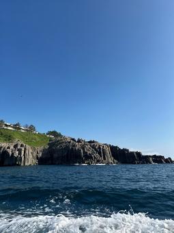晴天の東尋坊と青い海 晴天の東尋坊と青い海 東尋坊,福井県,観光地の写真素材