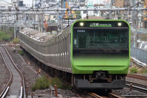 JR山手線、E235系、01編成 JR山手線、E235系、01編成 jr,山手線,e235系の写真素材