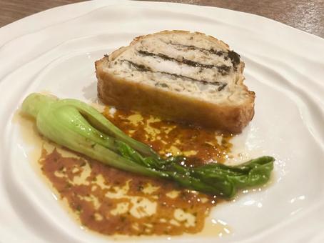 魚介のムースのパイ包み焼き 魚介のムースのパイ包み焼き パイ包焼き,魚介,ムースの写真素材