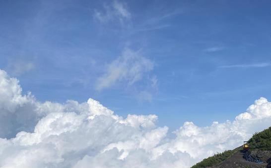Sea of clouds seen from the 7th station of Mt. Fuji, JPG