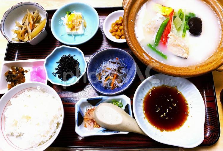 湯豆腐　嬉野温泉　湯豆腐定食 嬉野温泉,湯豆腐,湯豆腐定食の写真素材