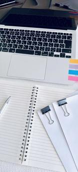 ビジネスイメージ 書類作成 デスクワーク ビジネスイメージ 書類作成 デスクワーク ビジネスイメージ,デスクワーク,書類作成の写真素材