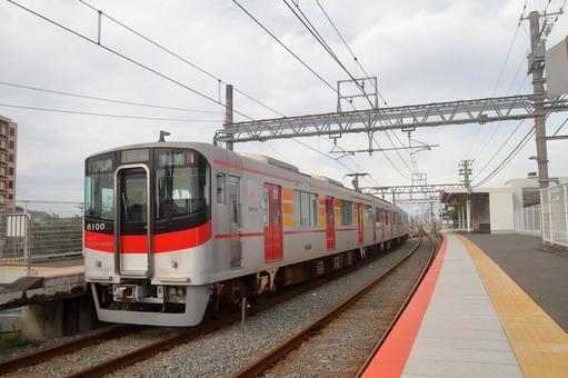 山陽電鉄、夢前川駅、ホーム 山陽電鉄、夢前川駅、ホームの写真