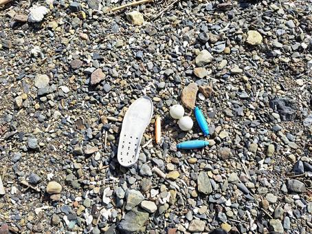 浜辺の漂流物 浜辺の漂流物の写真