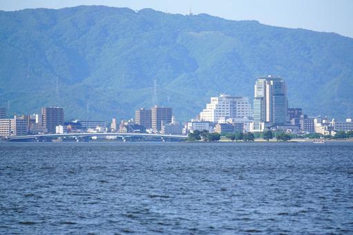 真昼の島根県松江市の宍道湖と嫁が島2 真昼の島根県松江市の宍道湖と嫁が島2の写真