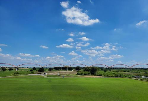 荒川水管橋 荒川水管橋 荒川,埼玉,橋の写真素材
